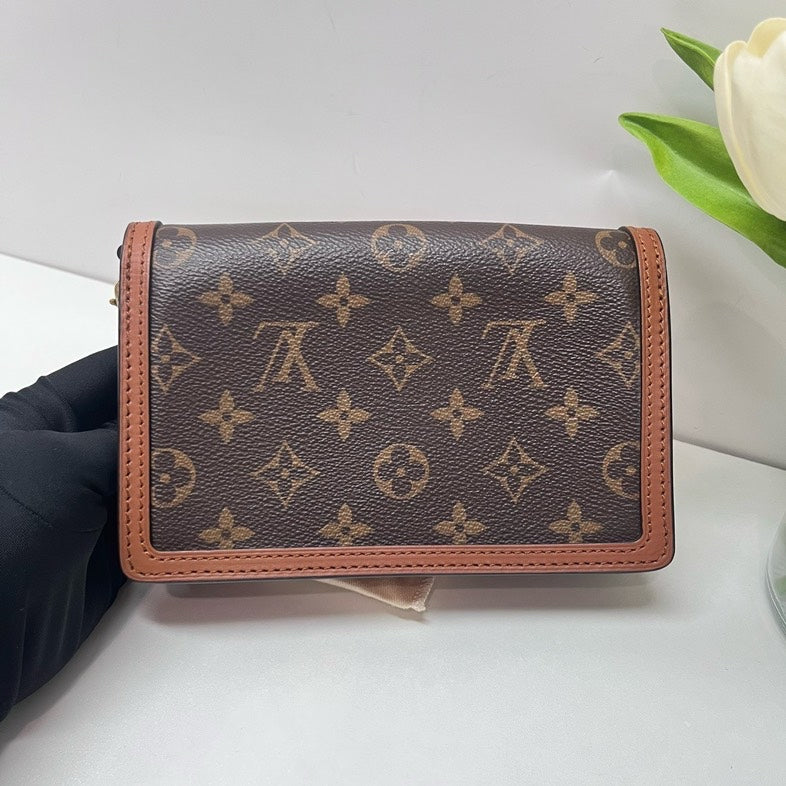 Louis Vuitton Dauphine Shoulder Bag Reverse Monogram Canvas Mini - ShopShops