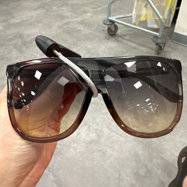 Loewe Filipa Flat Top Sunglasses, Brand New - ShopShops