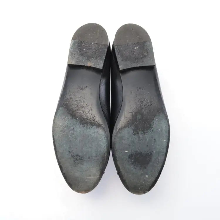 CHANEL Interlocking CC Logo Leather Ballet Flats, Size 35.5 - ShopShops