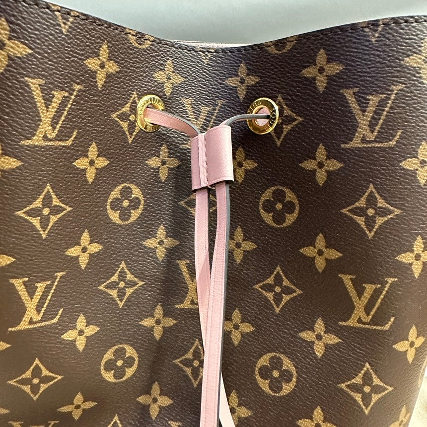 Louis Vuitton Monogram Canvas NeoNoe Bucket Bag,Brown - ShopShops