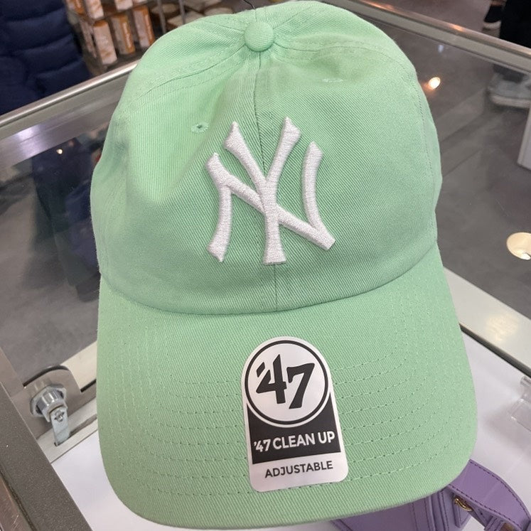 Yankees Womens Baseball Cap Sage White - ShopShops
