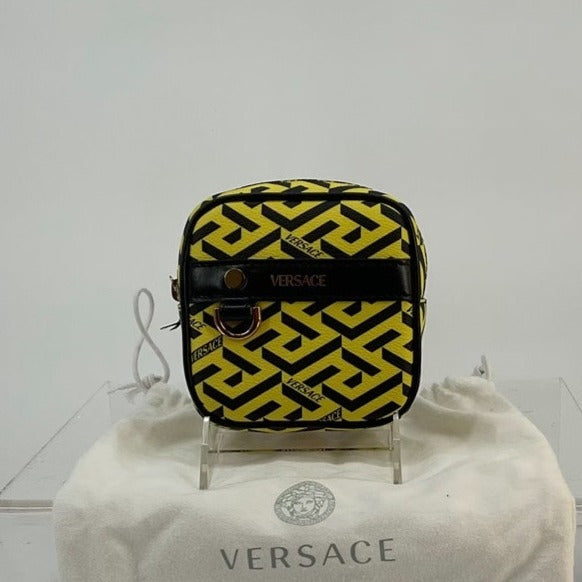 Versace Womens Pouch Multicolor C1000515470000 - ShopShops