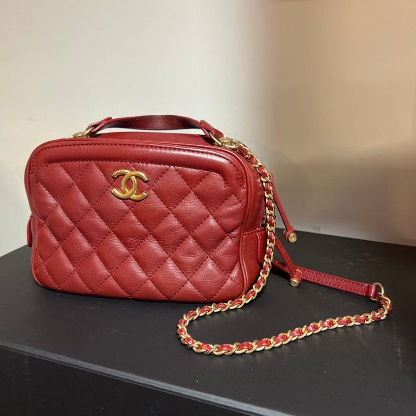 Preloved Chanel Dark Red CC Crossbody Bag - ShopShops
