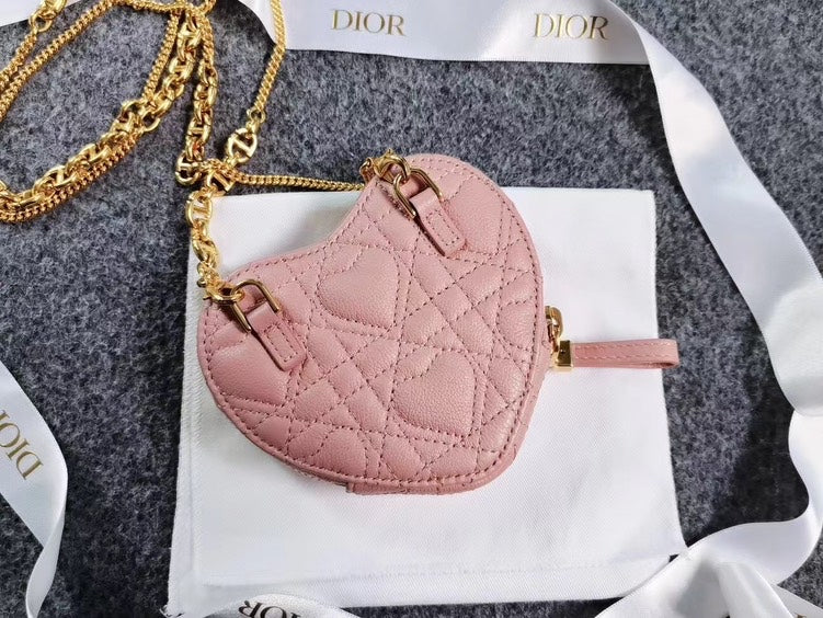 Preloved Dior Heart Bag - ShopShops