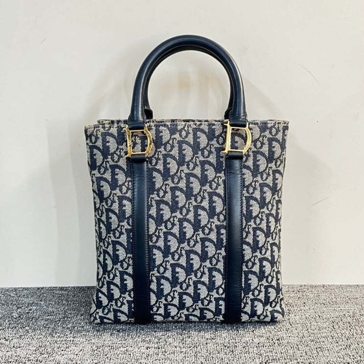 Preloved Dior Tote Bag - ShopShops