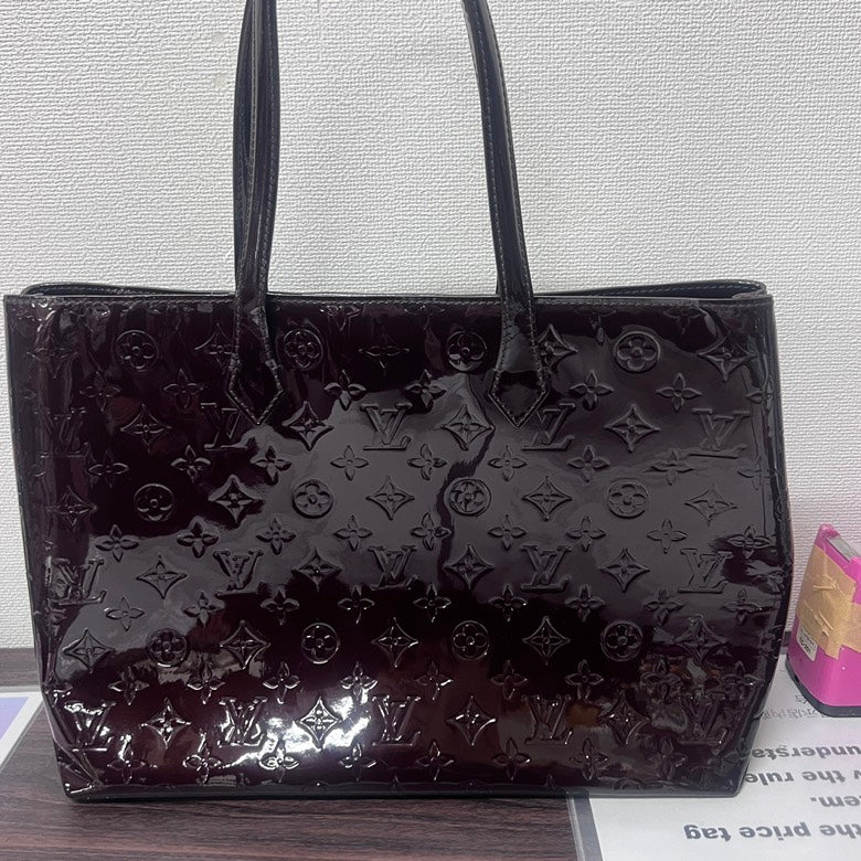 Pre-Loved Louis Vuitton Patent Leather Tote Bag 59750 - ShopShops