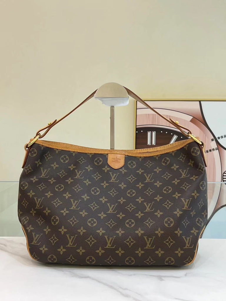 Preloved Louis Vuitton Bag - ShopShops