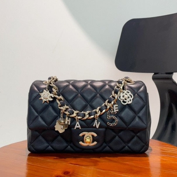 Preloved Chanel Bag - ShopShops