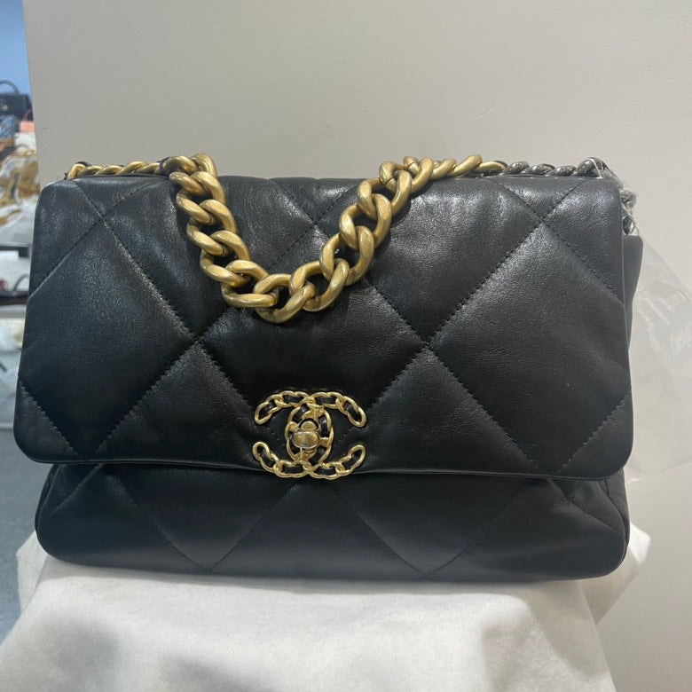 Chanel Black Quilted Leather 19 Flap Bag - ShopShops